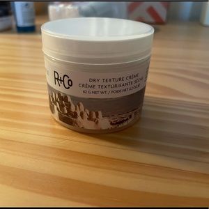 R+Co Sand Castle Dry Texture Creme, 2.2 Fl Oz